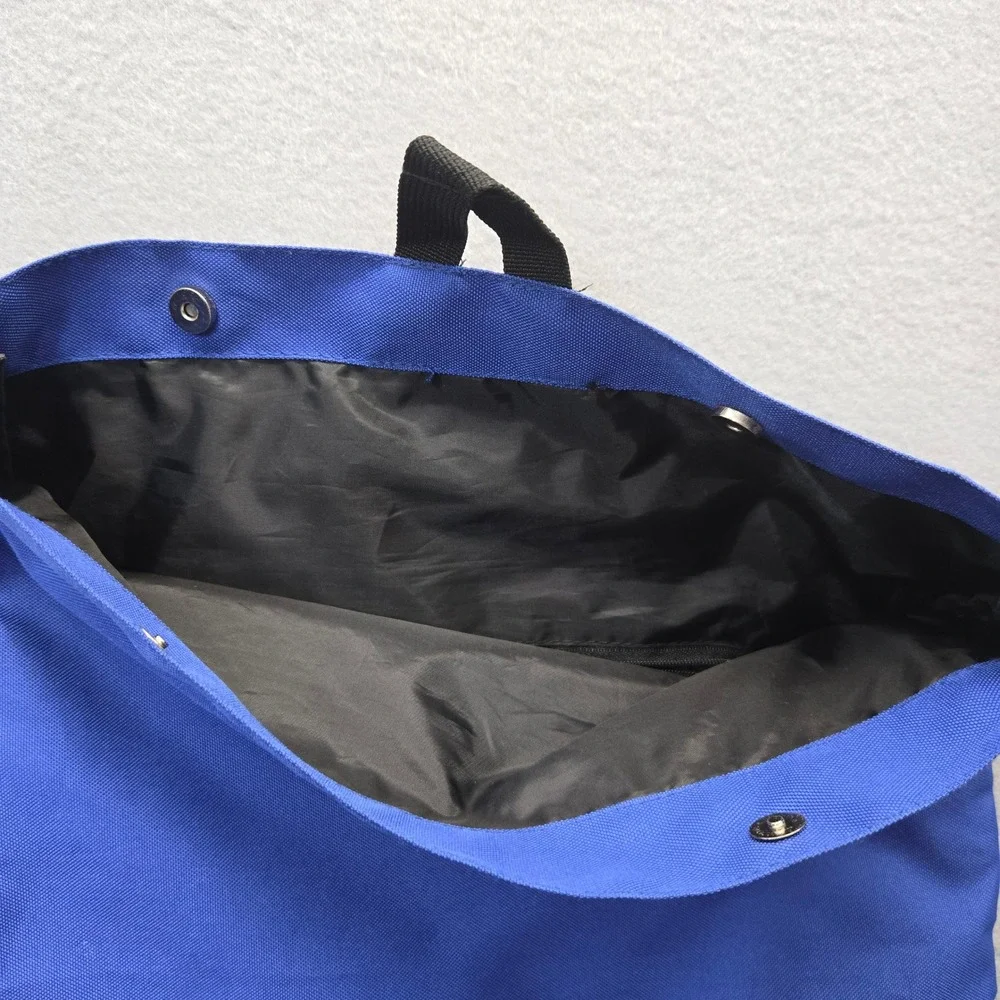 On Cloud Running Blue Logo Magnetic Close Gym Bag Backpack‎
